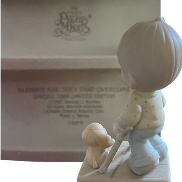 Precious Moments 1987 “Blessed Are They That Overcome” - Picture 2 of 2